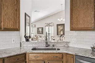 513 Vineyard Way, Poinciana, FL 34759 - Photo 11