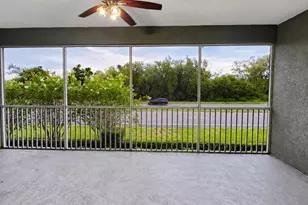 2086 Kings Palace Dr, Riverview, FL 33578 - Photo 13