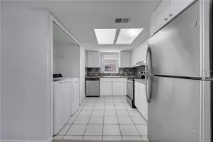9942 Turf Way, Orlando, FL 32837 - Photo 15