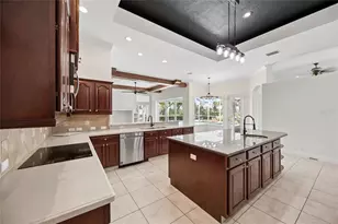 1233 Vista Hills Dr, Lakeland, FL 33813 - Photo 9