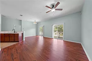 7107 Red Lantern Dr, Harmony, FL 34773 - Photo 5