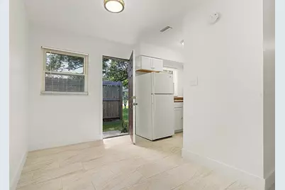 810 Oregon Avenue, Saint Cloud, FL 34769 - Photo 9