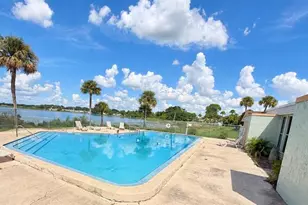 1836 N Crystal Lake Dr, Lakeland, FL 33801 - Photo 17
