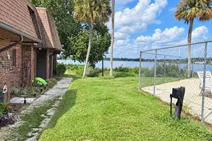 1836 N Crystal Lake Dr, Lakeland, FL 33801 - Photo 3