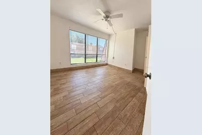 1836 N Crystal Lake Drive #20, Lakeland, FL 33801 - Photo 15