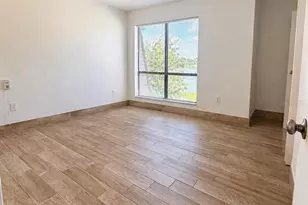 1836 N Crystal Lake Dr, Lakeland, FL 33801 - Photo 13