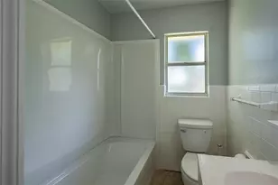 5136 Studio Dr, Zephyrhills, FL 33542 - Photo 19