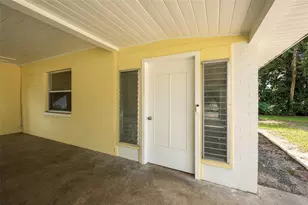 5136 Studio Dr, Zephyrhills, FL 33542 - Photo 5