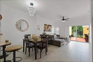 4731 Vero Beach Pl, Kissimmee, FL 34746 - Photo 5