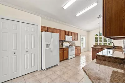 409 Royal Palm Dr, Davenport, FL 33837 - Photo 5