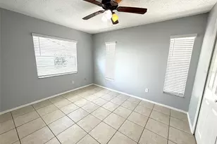 546 Pigeon Cir, Orlando, FL 32825 - Photo 11