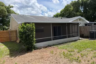 546 Pigeon Cir, Orlando, FL 32825 - Photo 17
