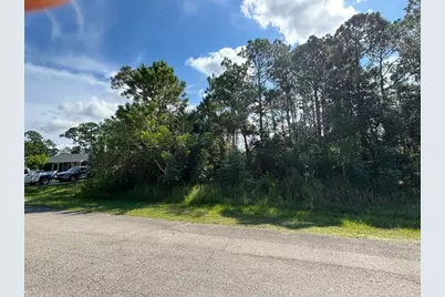 467 Wayland Road SW, Palm Bay, FL 32908 - Photo 3