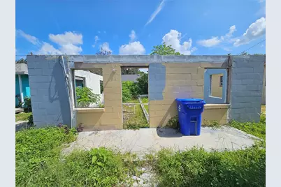 723 W 14th Street, Lakeland, FL 33805 - Photo 1