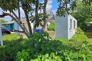 723 W 14th St, Lakeland, FL 33805 - Photo 5