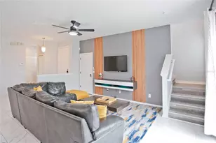 940 Las Fuentes Dr, Kissimmee, FL 34746 - Photo 31