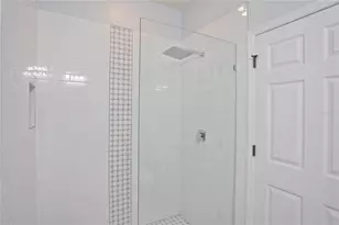 940 Las Fuentes Dr, Kissimmee, FL 34746 - Photo 29