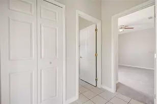 2887 Sweetspire Cir, Kissimmee, FL 34746 - Photo 21