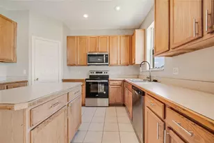 2887 Sweetspire Cir, Kissimmee, FL 34746 - Photo 27