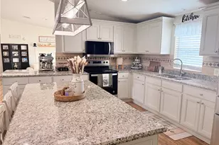 3192 Dew Ct, Kissimmee, FL 34744 - Photo 11