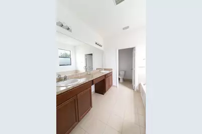 1797 Portofino Meadows Boulevard, Orlando, FL 32824 - Photo 15
