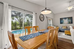 425 Castlemain Cir, Davenport, FL 33897 - Photo 11