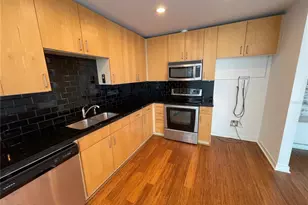 155 S Court Ave, Orlando, FL 32801 - Photo 17