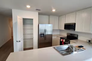 957 Phoenix St, Davenport, FL 33837 - Photo 7