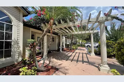 1932 Lake Atriums Circle #81, Orlando, FL 32839 - Photo 11