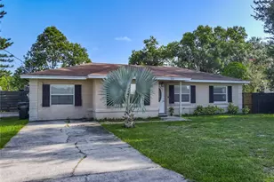 218 Oakview Ave, Auburndale, FL 33823 - Photo 1