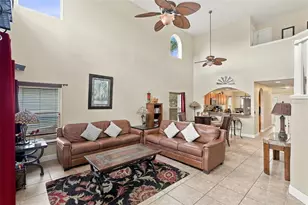 963 Lake Berkley Dr, Kissimmee, FL 34746 - Photo 9