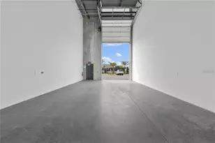 6500 Motor Enclave Wy, Tampa, FL 33610 - Photo 9