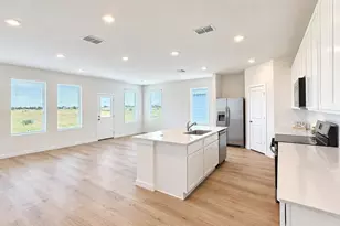 2242 Jennio Dr, Haines City, FL 33844 - Photo 3