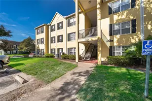 2019 Dixie Belle Dr, Orlando, FL 32812 - Photo 5