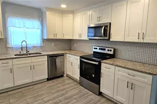 2617 Pine Tree Dr, Edgewater, FL 32141 - Photo 9