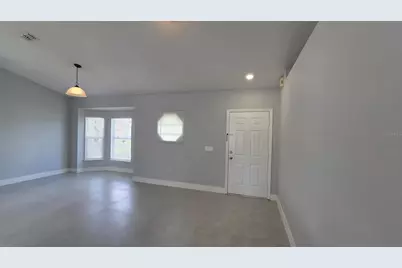 913 Cambridge Court, Kissimmee, FL 34758 - Photo 5