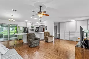 6137 Waterman Ln, Lakeland, FL 33812 - Photo 5