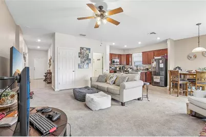 1808 Cayman Cove Cir, Saint Cloud, FL 34772 - Photo 9