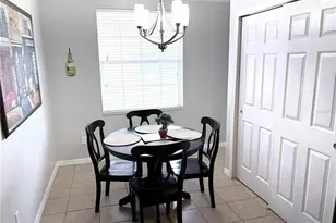 9422 Myrtle Creek Ln, Orlando, FL 32832 - Photo 9