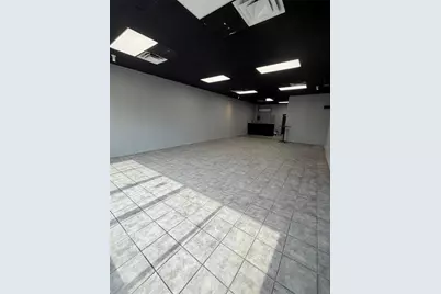 1509 Fortune Retail Court, Kissimmee, FL 34744 - Photo 3