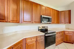 12809 Holdenbury Ln, Windermere, FL 34786 - Photo 7