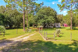 2670 SE 141 Ave, Morriston, FL 32668 - Photo 3