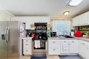 2670 SE 141 Ave, Morriston, FL 32668 - Photo 17