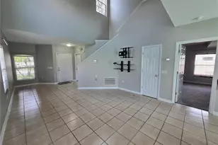 702 Sonja Cir, Davenport, FL 33897 - Photo 3
