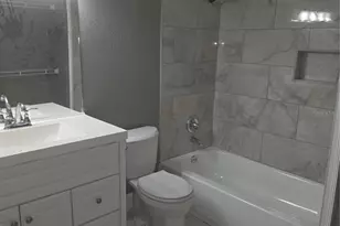 1836 N Crystal Lake Dr, Lakeland, FL 33801 - Photo 9