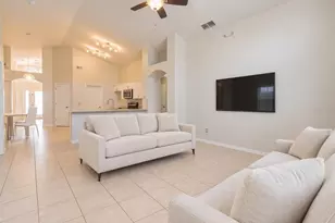 2927 Blooming Alamanda Loop, Kissimmee, FL 34747 - Photo 9