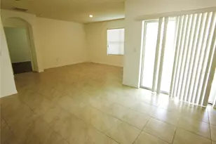 1864 Green Dragon Dr, Saint Cloud, FL 34771 - Photo 5