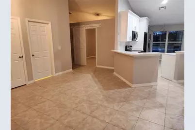 2883 Picadilly Circle, Kissimmee, FL 34747 - Photo 7