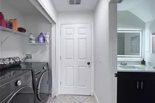 2425 Ashecroft Dr, Kissimmee, FL 34744 - Photo 25