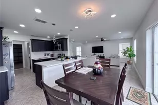 2425 Ashecroft Dr, Kissimmee, FL 34744 - Photo 9